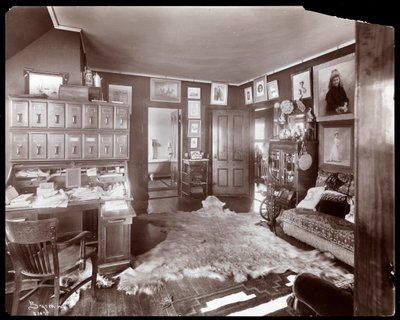 La oficina en la residencia de Madame Schumann-Heink, 1906 de Byron Company